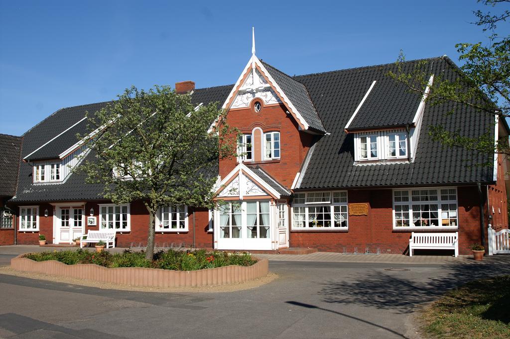 Gasthaus Knudsen Utersum Exterior photo